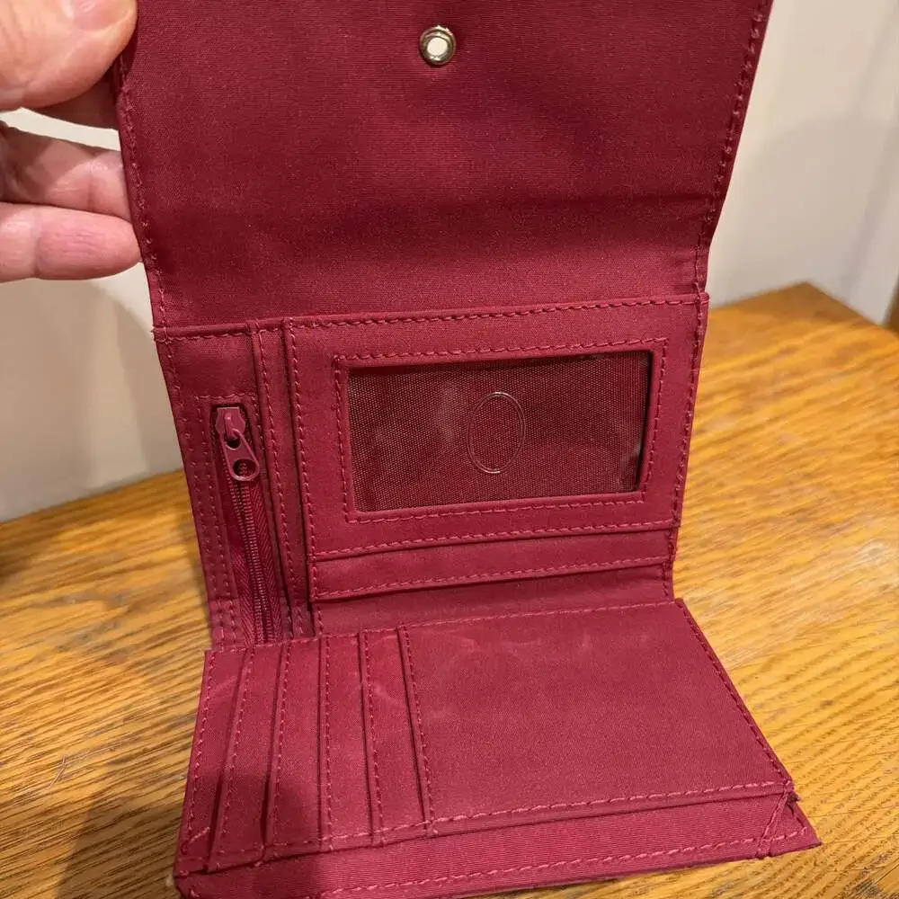 Liz Claiborne Wallet -‎ Faux Crocodile pattern dark pink.